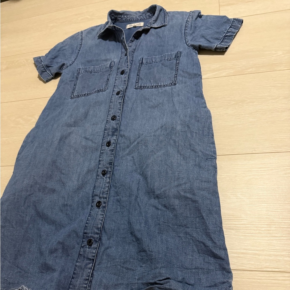 Madewell Button Down Chambray Shirt Dress - Picture 3 of 10